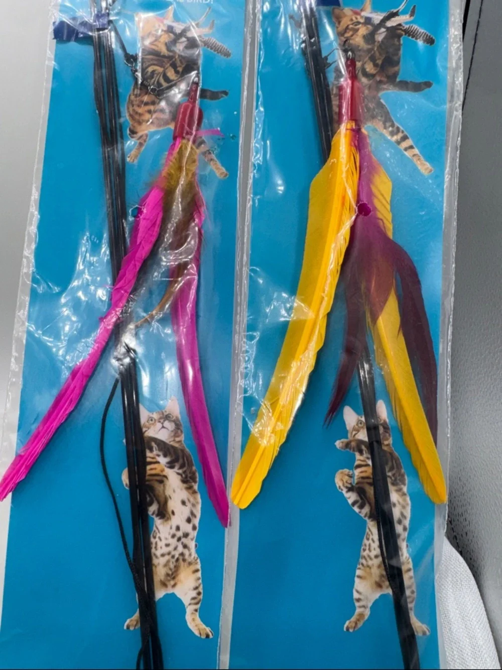 GO CAT DA BIRD FEATHER WAND ROD INTERACTIVE TEASER TOYS 36” NIP 1 pink 1 yellow
